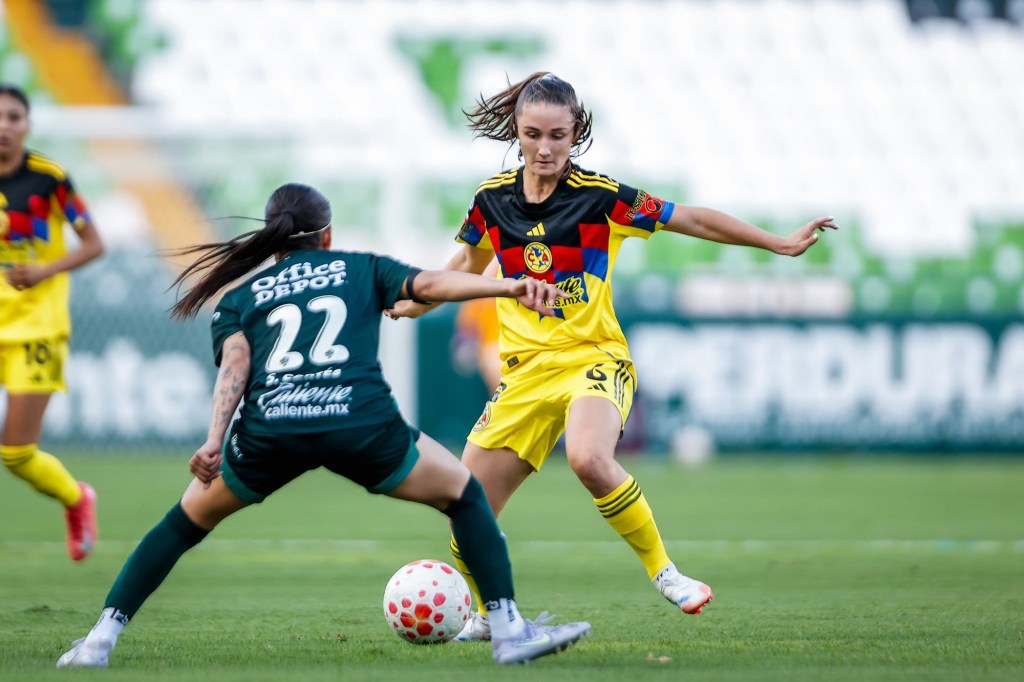 AMÉRICA VENCE A LEÓN DE&nbsp;VISITA